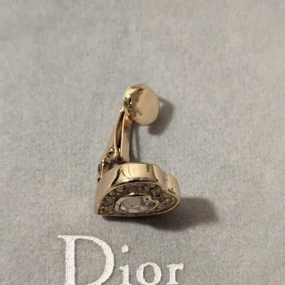 Christian Dior Gold & Crystal Heart Earrings - Picture 6 of 10